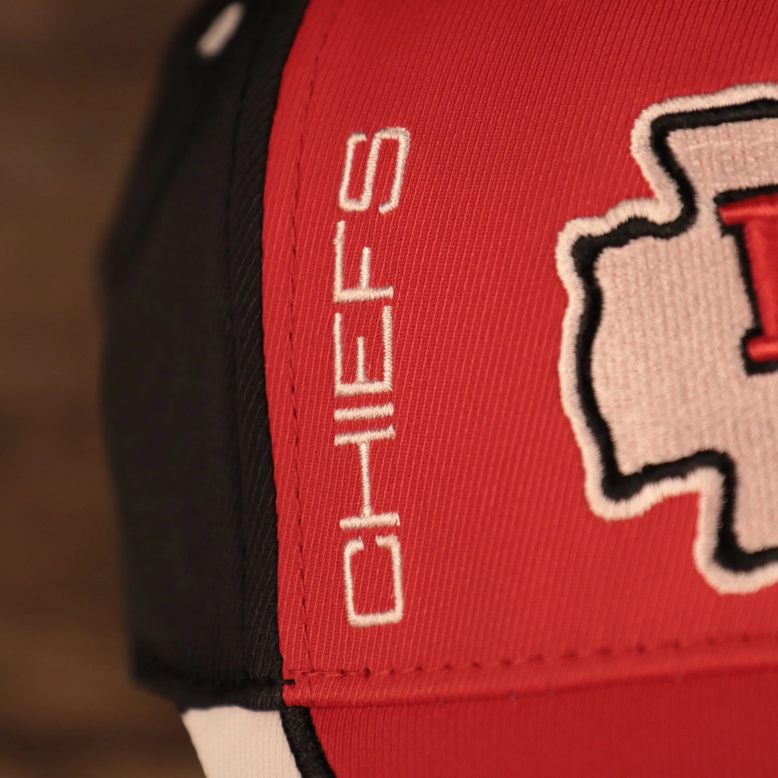 47 BRAND | KANSAS CITY  CHIEFS | STRETCH FIT | CHIEFS LETTERING FRONT | COTTON | FLEXFIT HAT | RED/BLACK/WHITE | OSFM