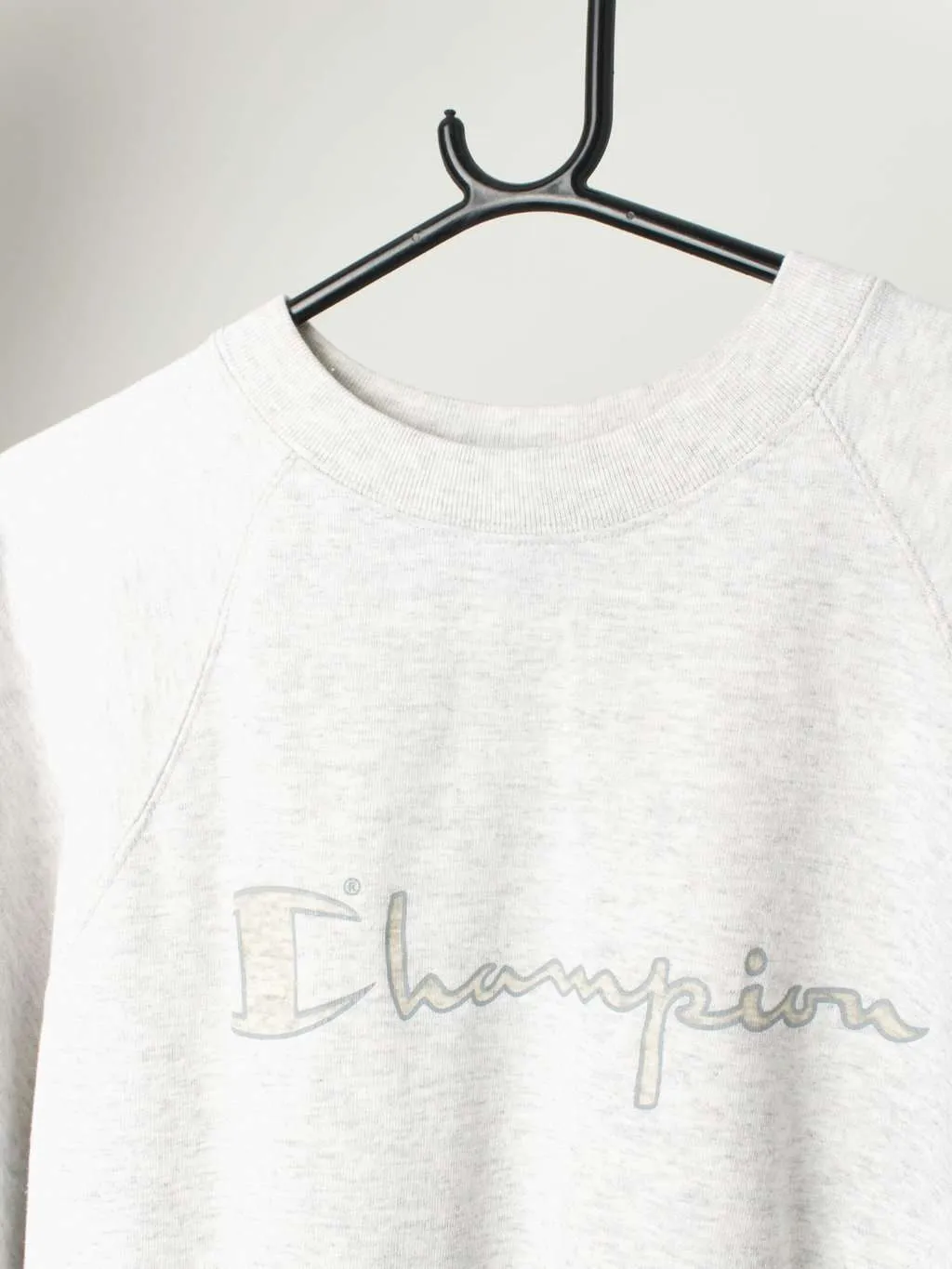 90s vintage Champion short sleeve sweatshirt in soft grey, made in Italy – Medium / Large