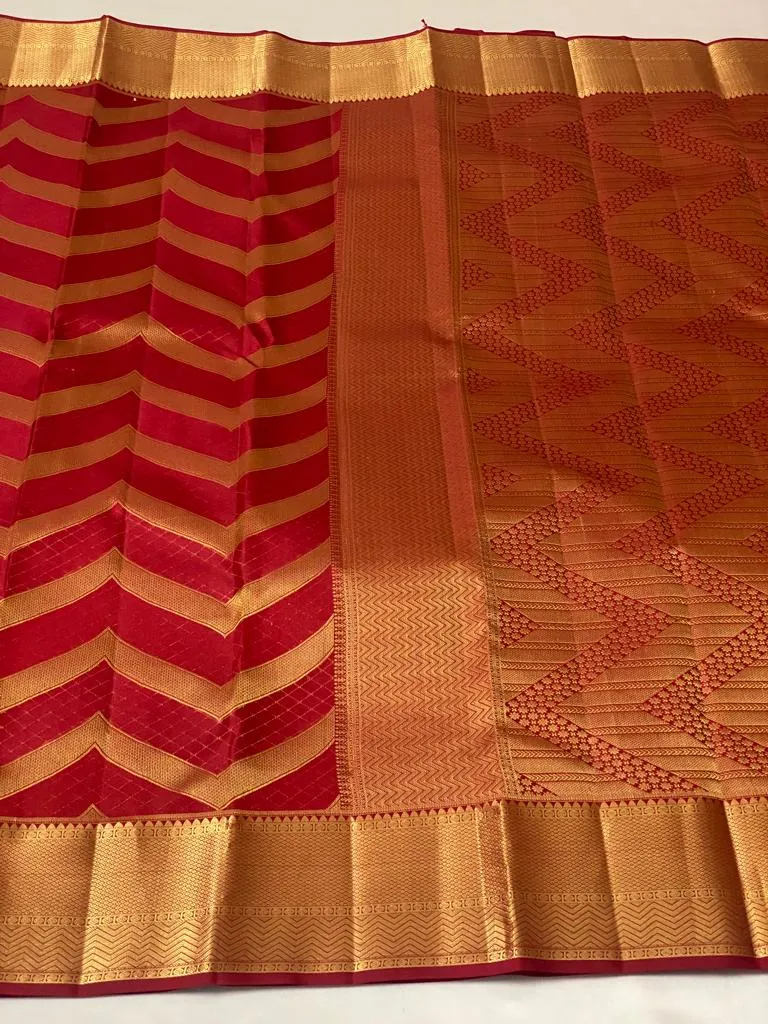 Amrapali Kanjeevaram Silk Saree - PRIYA001KSR