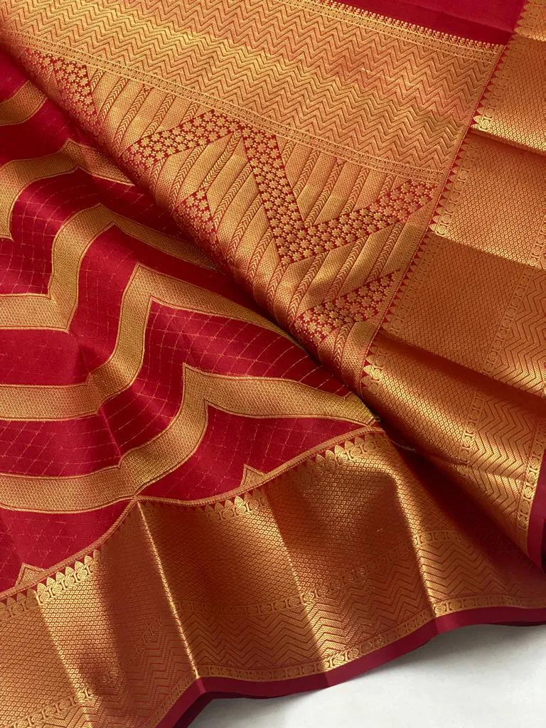 Amrapali Kanjeevaram Silk Saree - PRIYA001KSR