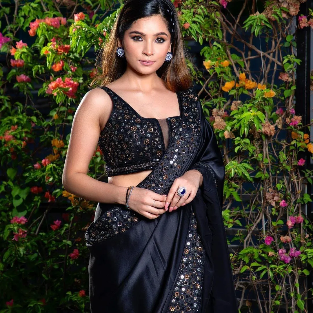 Black Sequins Saree for Women | Shop Now at FOF001BSS