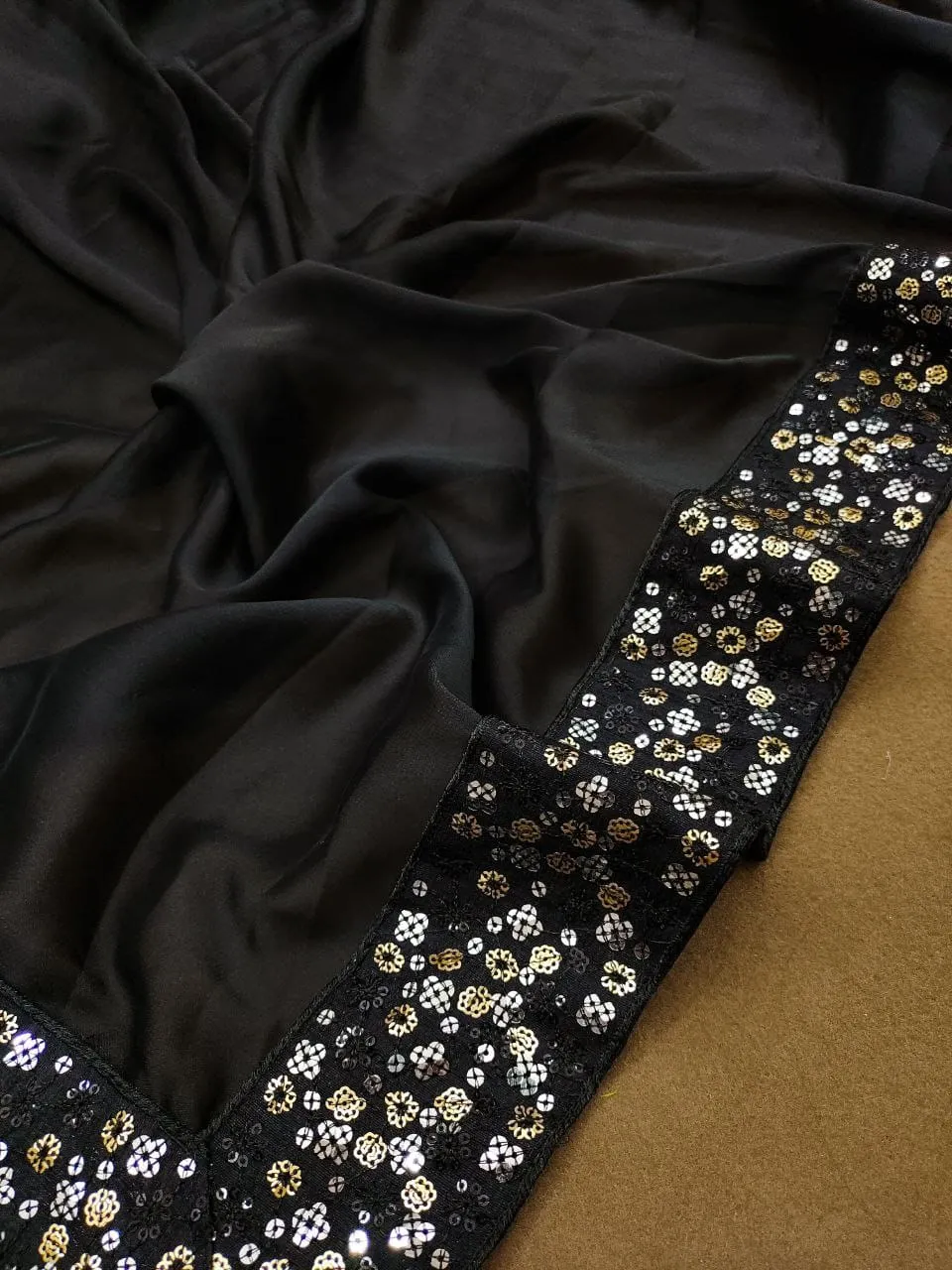 Black Sequins Saree for Women | Shop Now at FOF001BSS