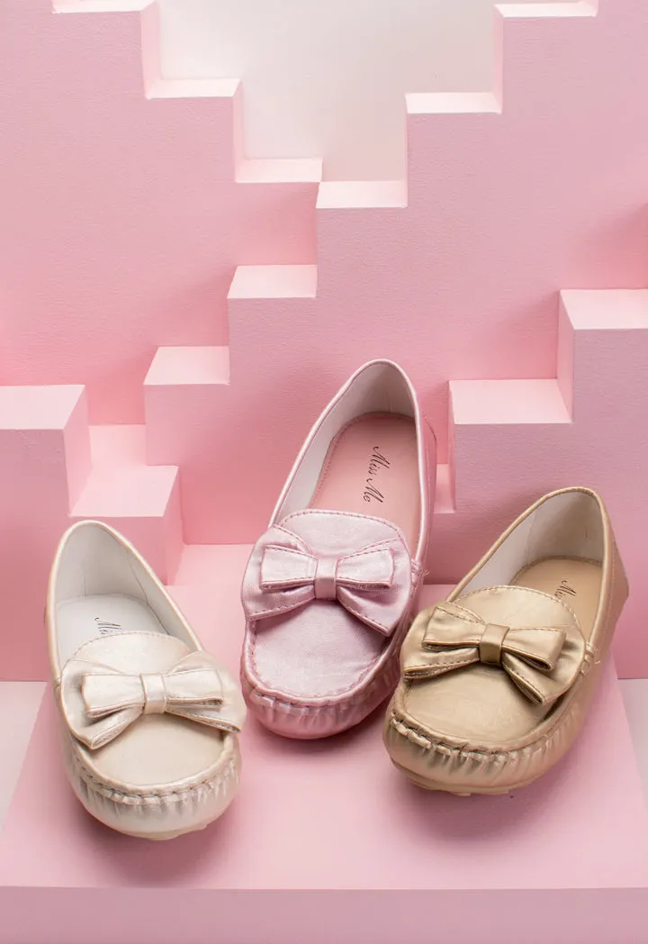 Bow Loafers with Elegant Accents