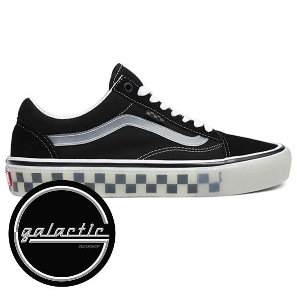 Classic Skateboarding Old Skool Shoes by Vans