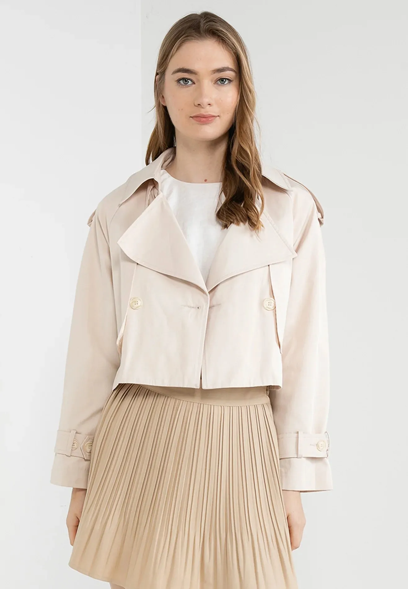 ELLE Cropped Trenchcoat with Buttoned Lapel