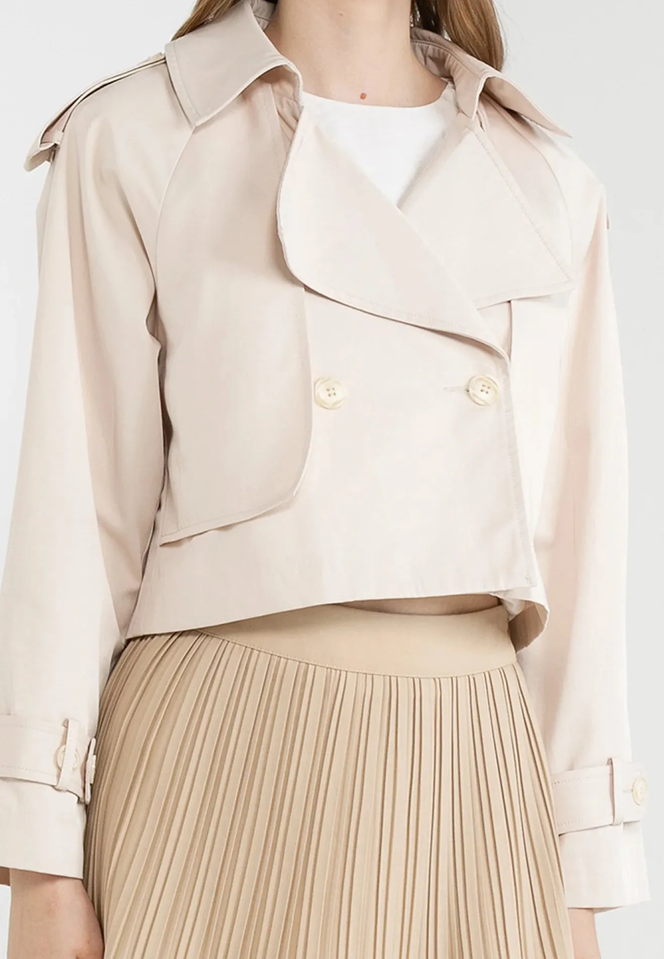 ELLE Cropped Trenchcoat with Buttoned Lapel