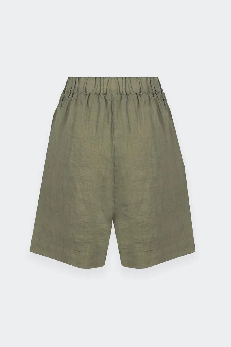 green linen shorts