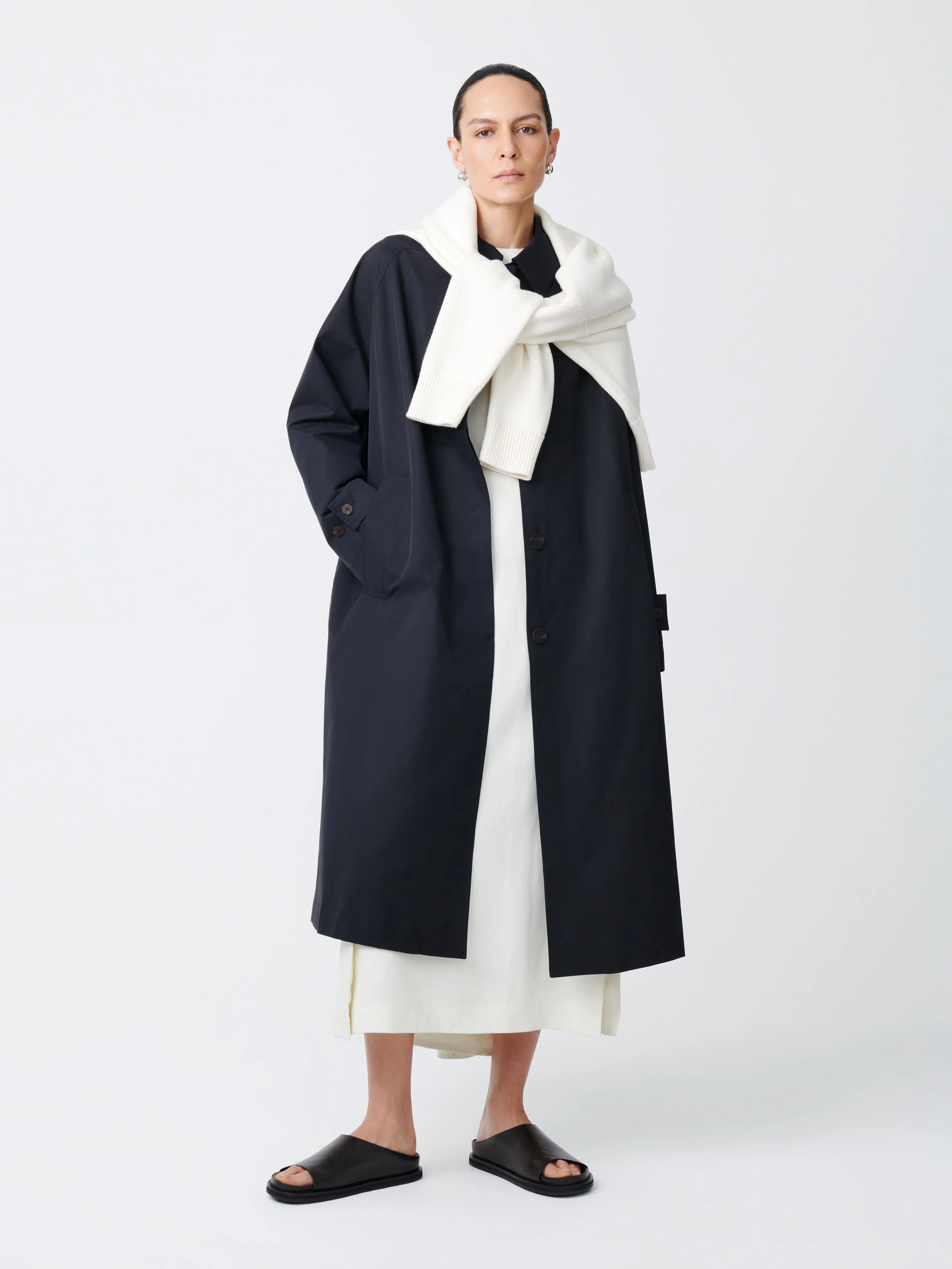 Holin Black Coat