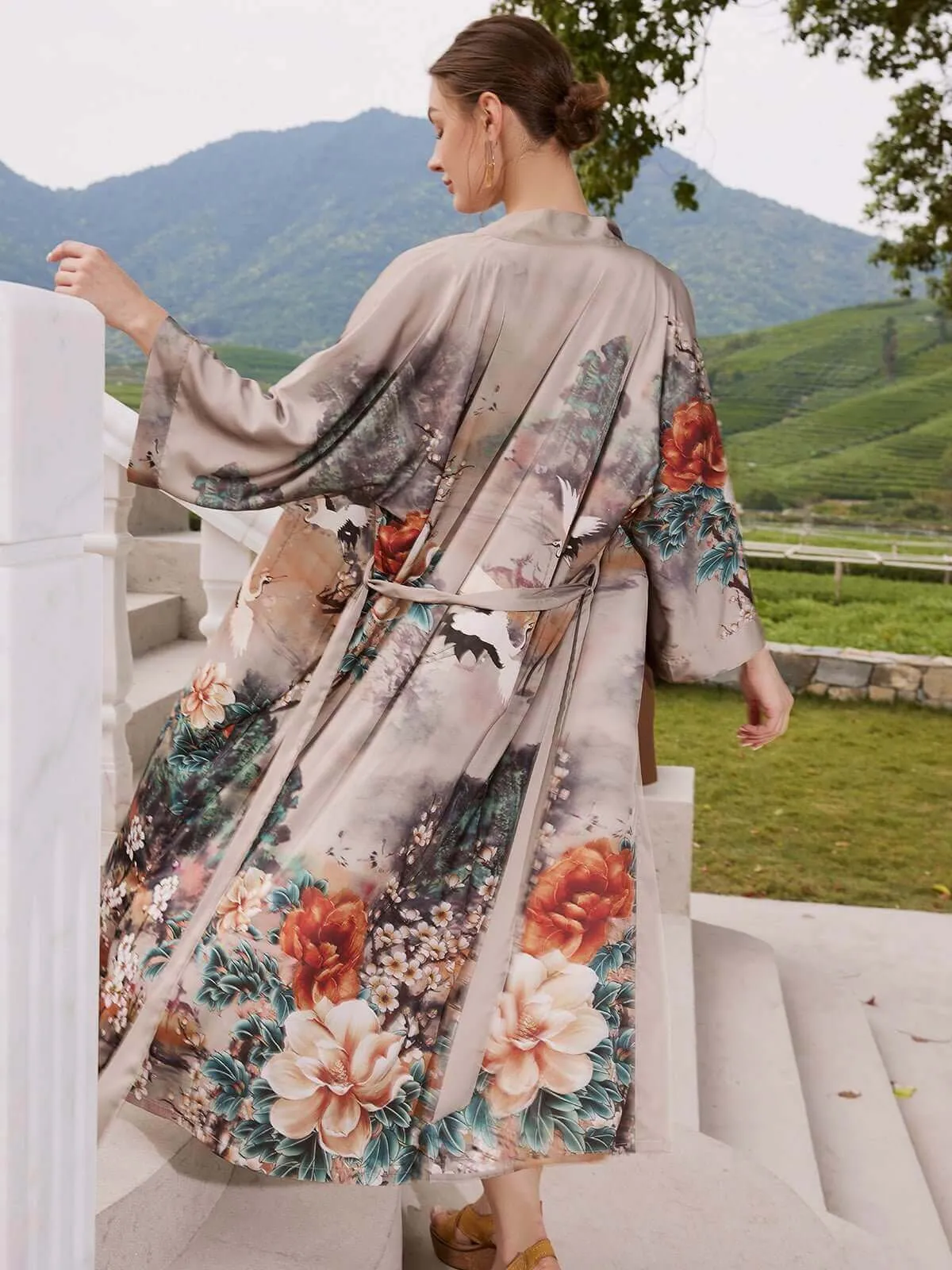 Kimono robe with Oriental forest motif