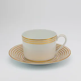 Latitudes Gold Tea Cup