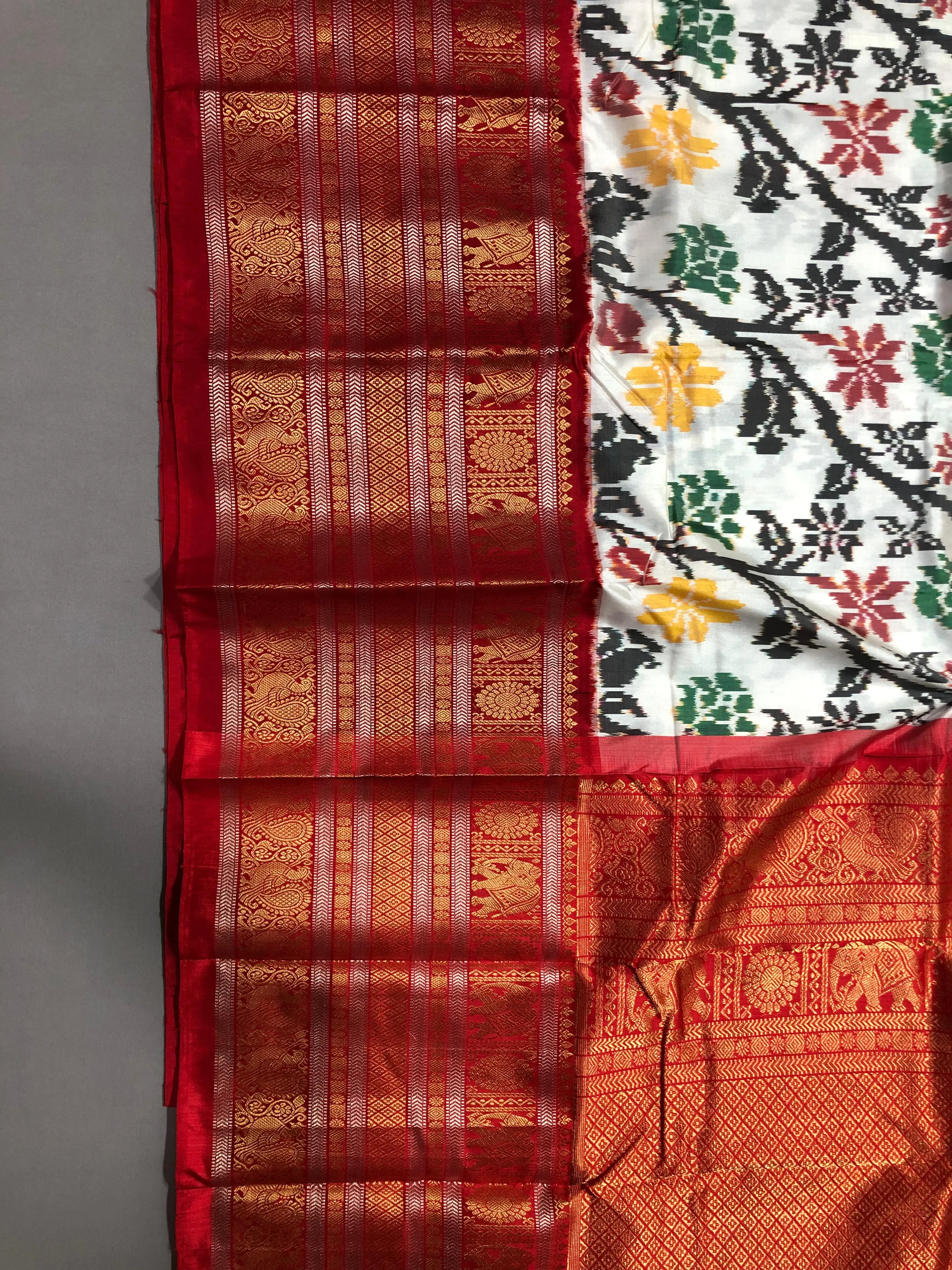 Madhubala ikkat silk saree for women - SACH001SS elegant