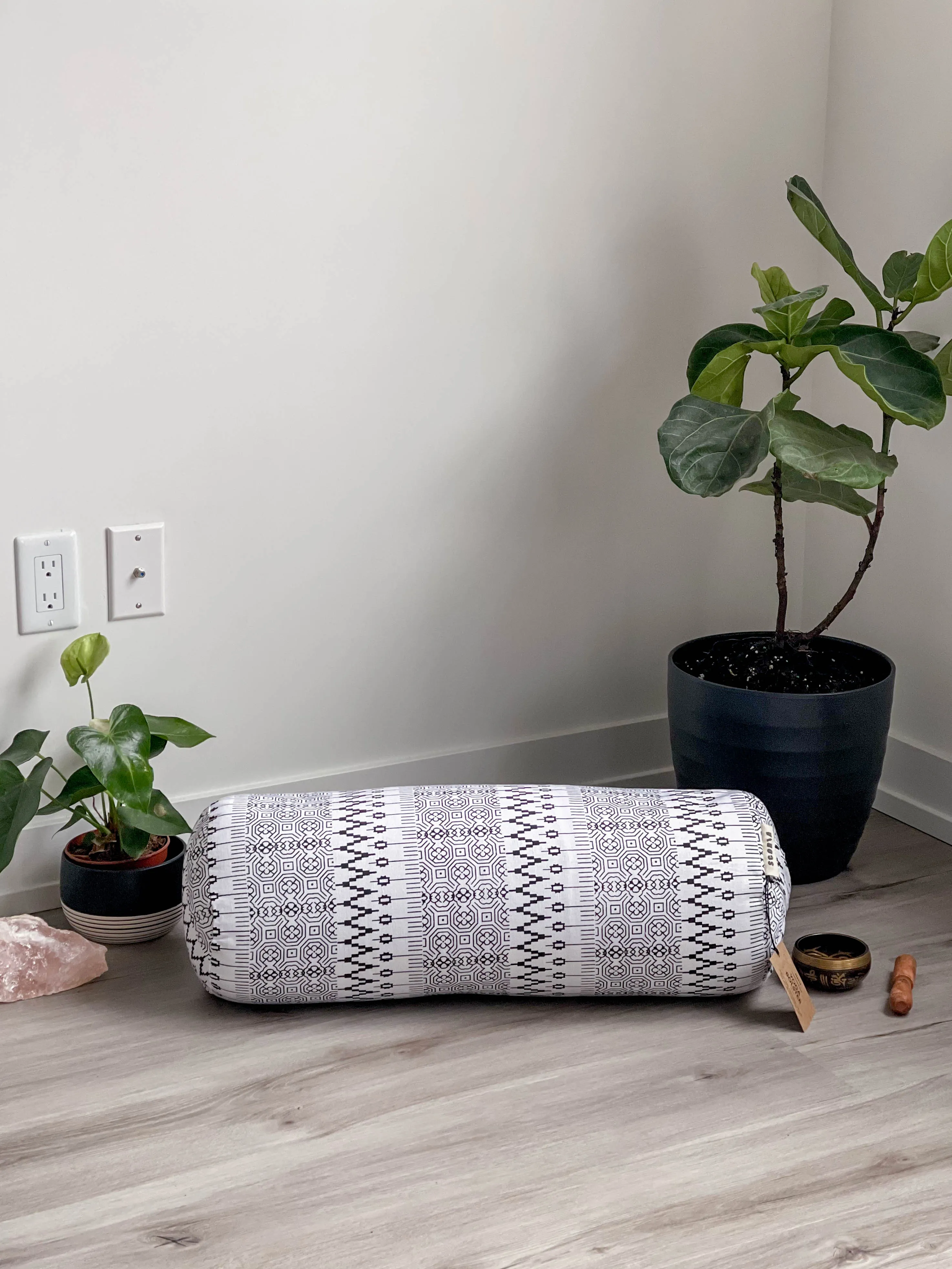 Natural & Organic Yoga Bolster | Black & White Print