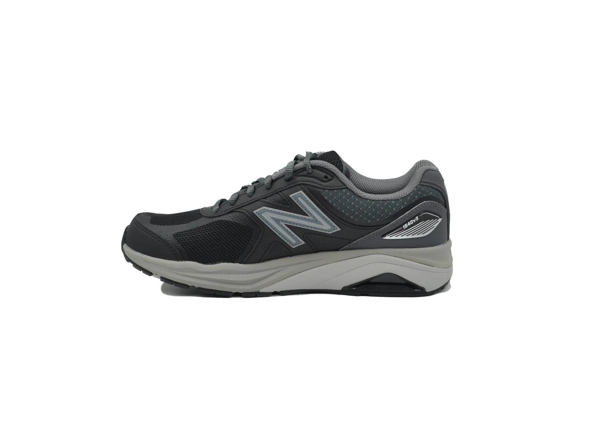 New Balance 1540V3 running shoes