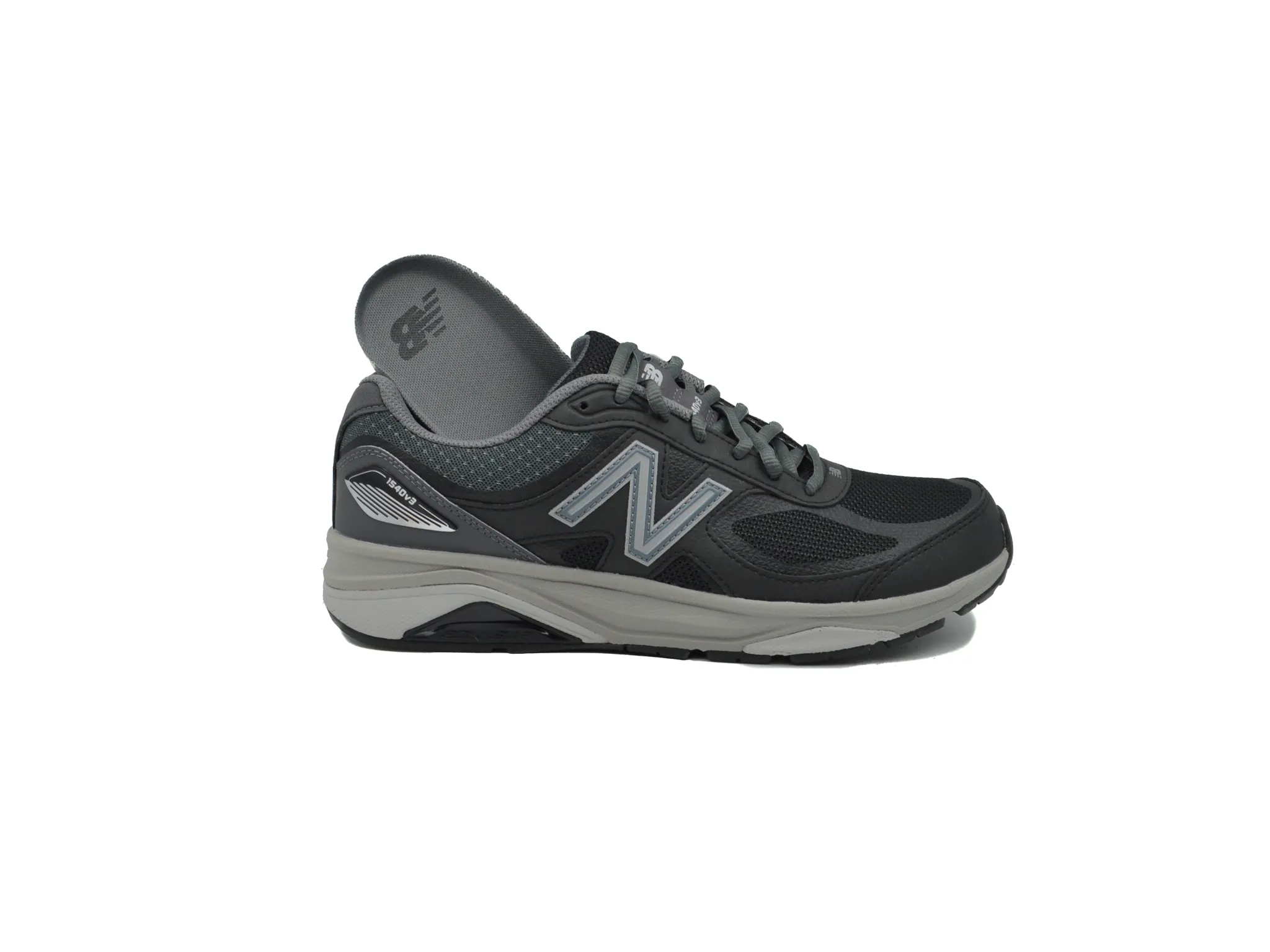 New Balance 1540V3 running shoes