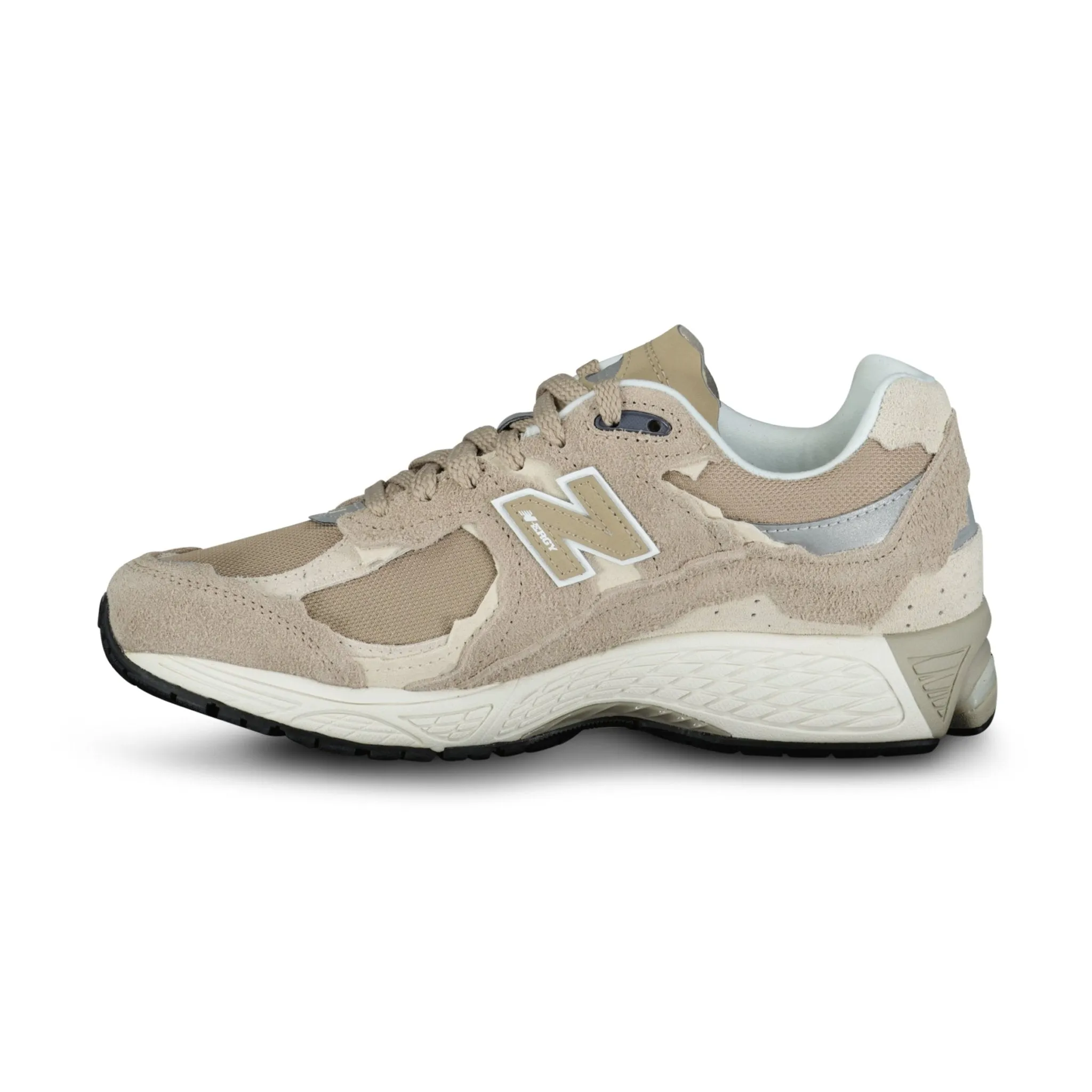 New Balance 2002R Beige/Cream Trainers