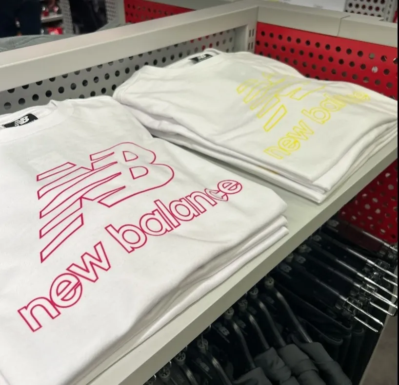 New Balance Plain Short Sleeves Logo T-Shirts Outlet (Result)