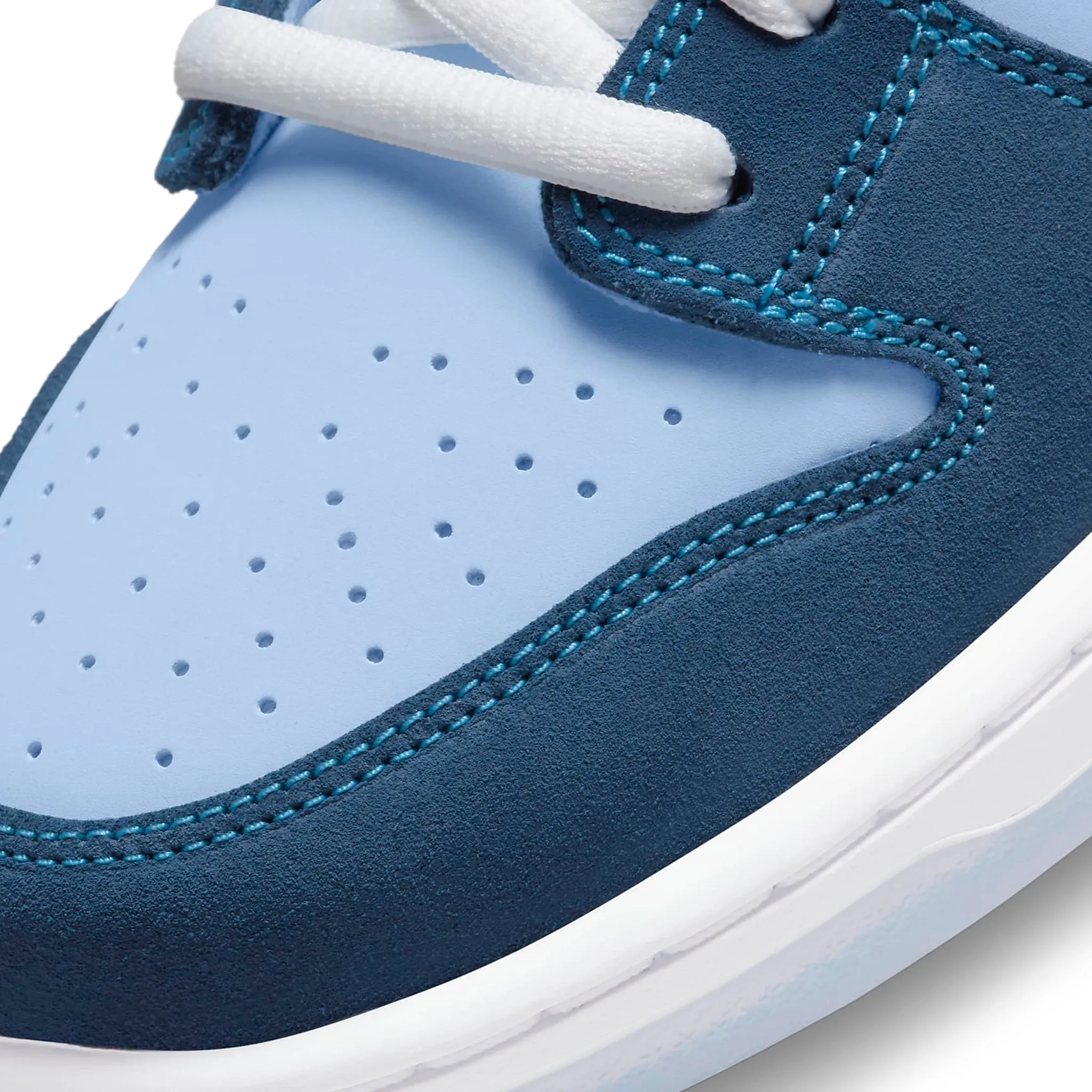 Nike SB Dunk Low Pro - Sadness Inspiration