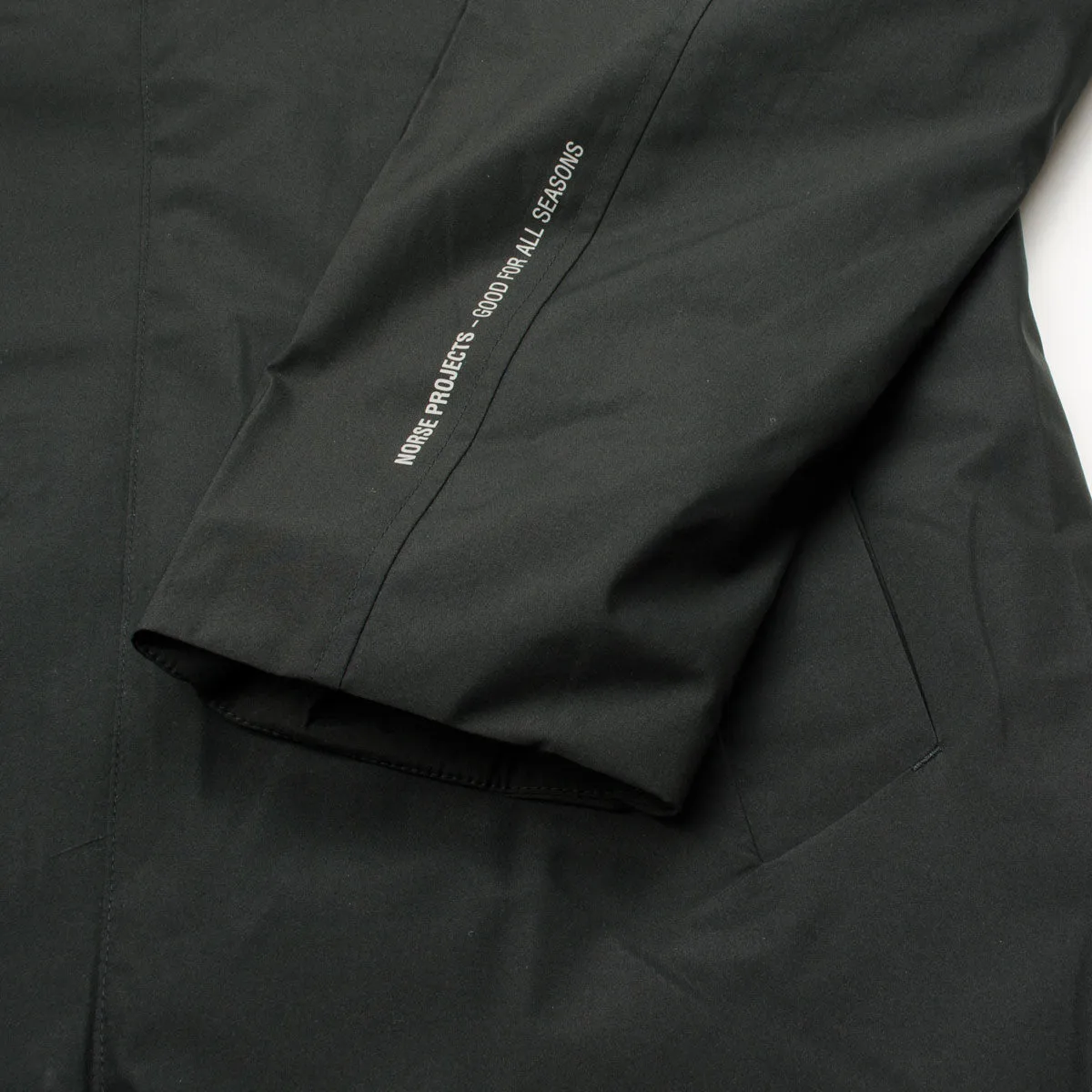 Norse Projects Thor Gore-Tex Infinium Raincoat Black - Shop Now!