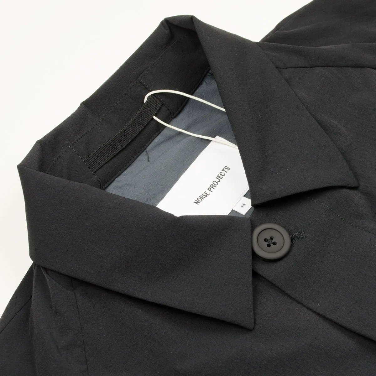 Norse Projects Vargo Travel-Light Raglan Mac Black