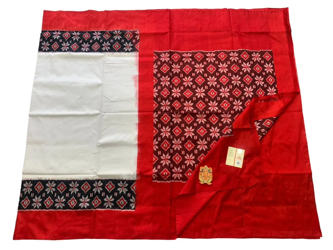 Pochampally Ikkat Silk Saree - Exclusive Women's Wear - POCH001WR