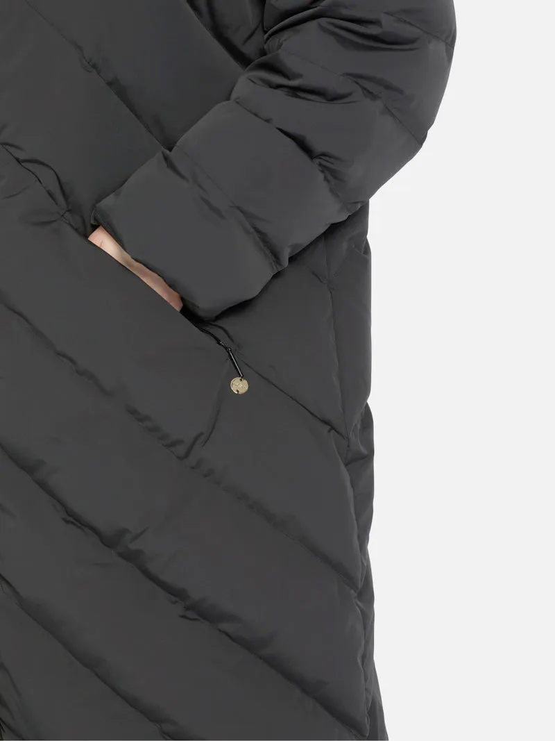 Quilted coat with down filling - black.