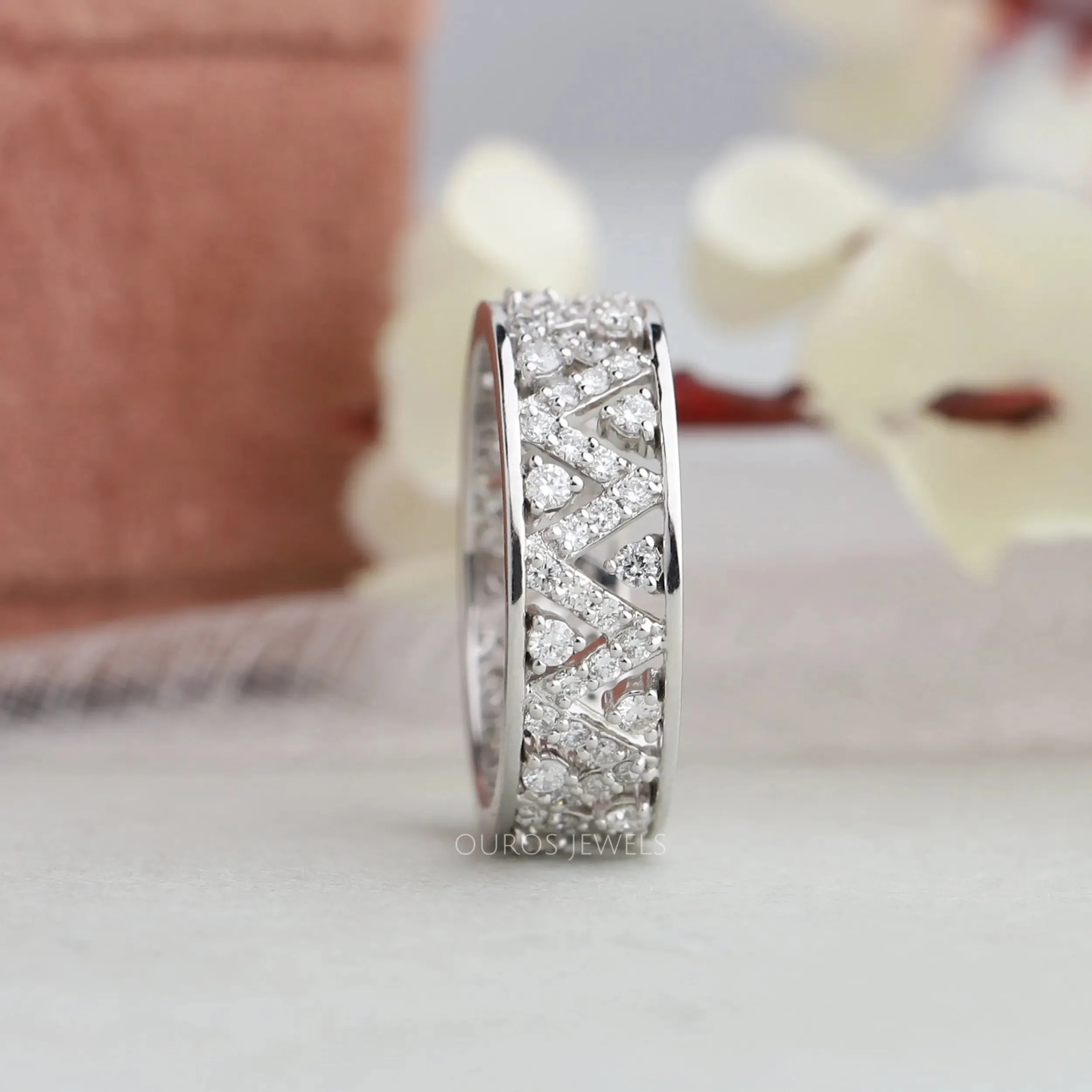 Round Cluster Diamond Stacking Pave Set Wedding Band