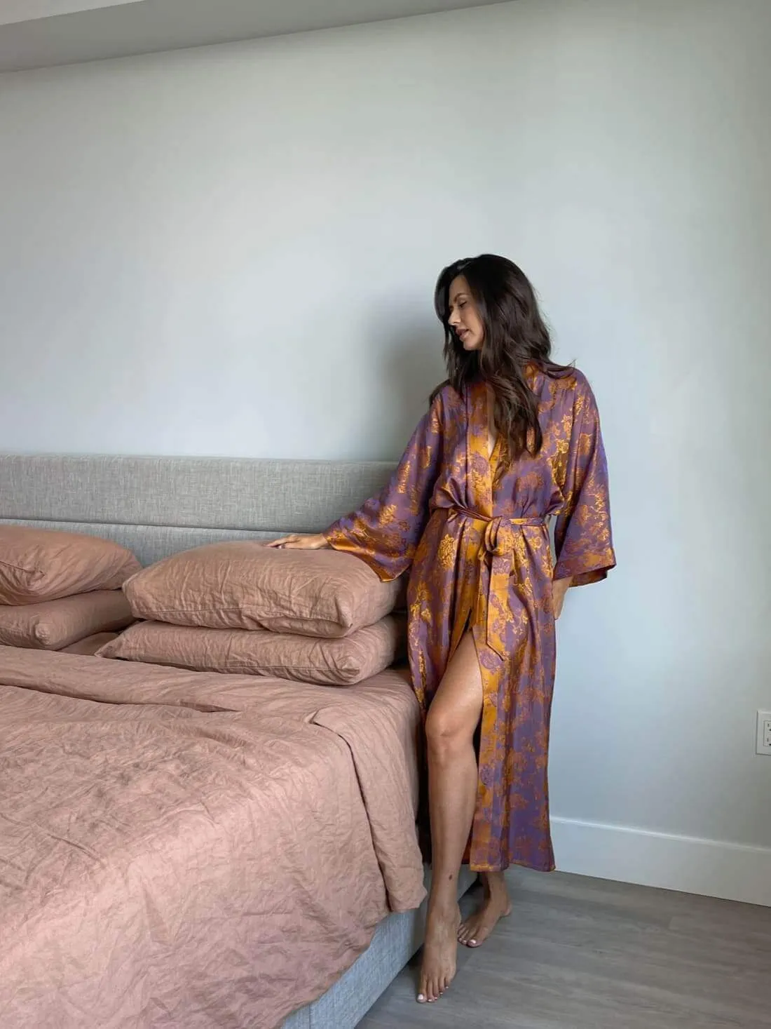 Silk Oriental Kimono Robe with Jacquard Pattern