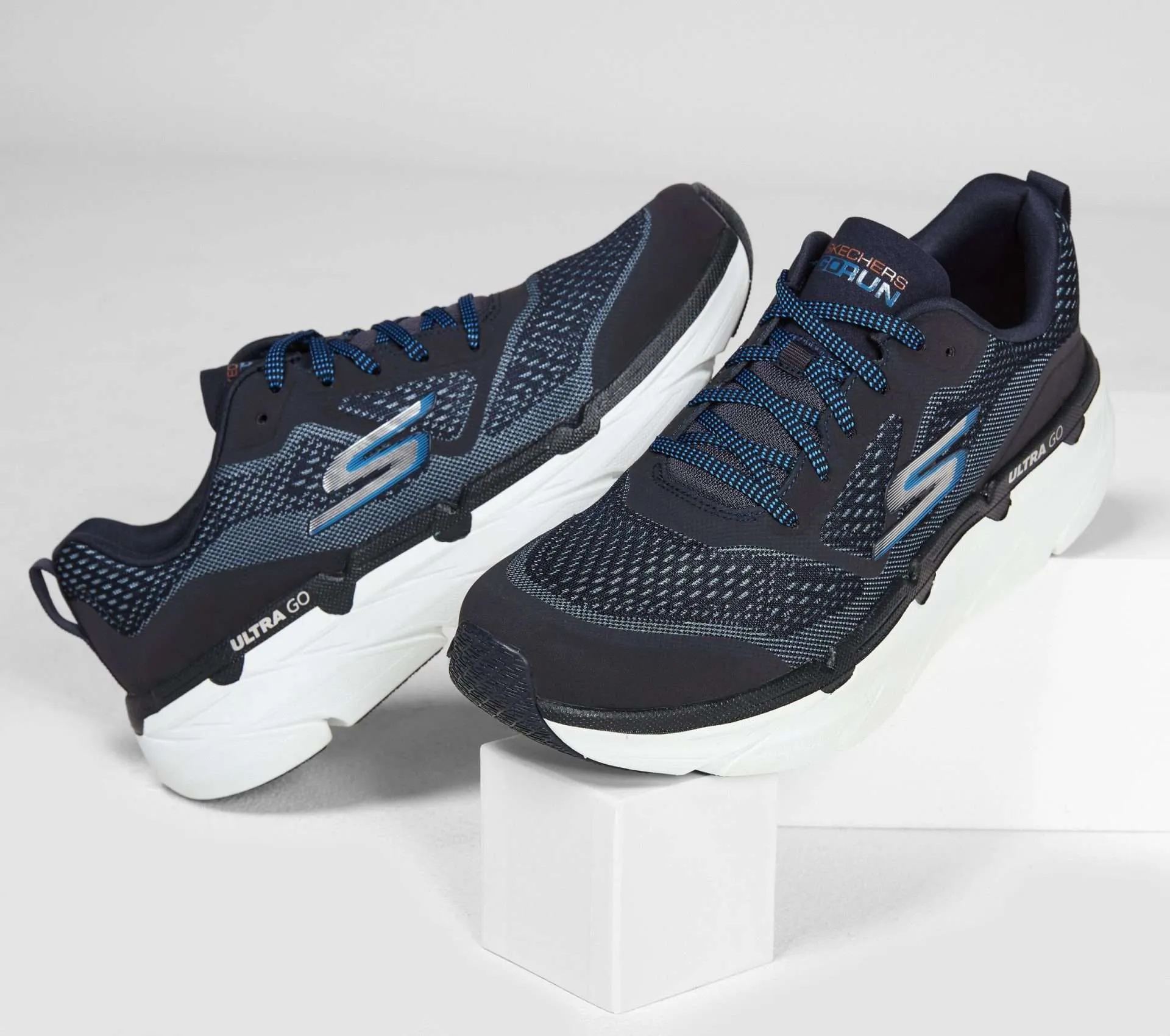 Skechers Men’s Max Cushioning Premier – Vantage