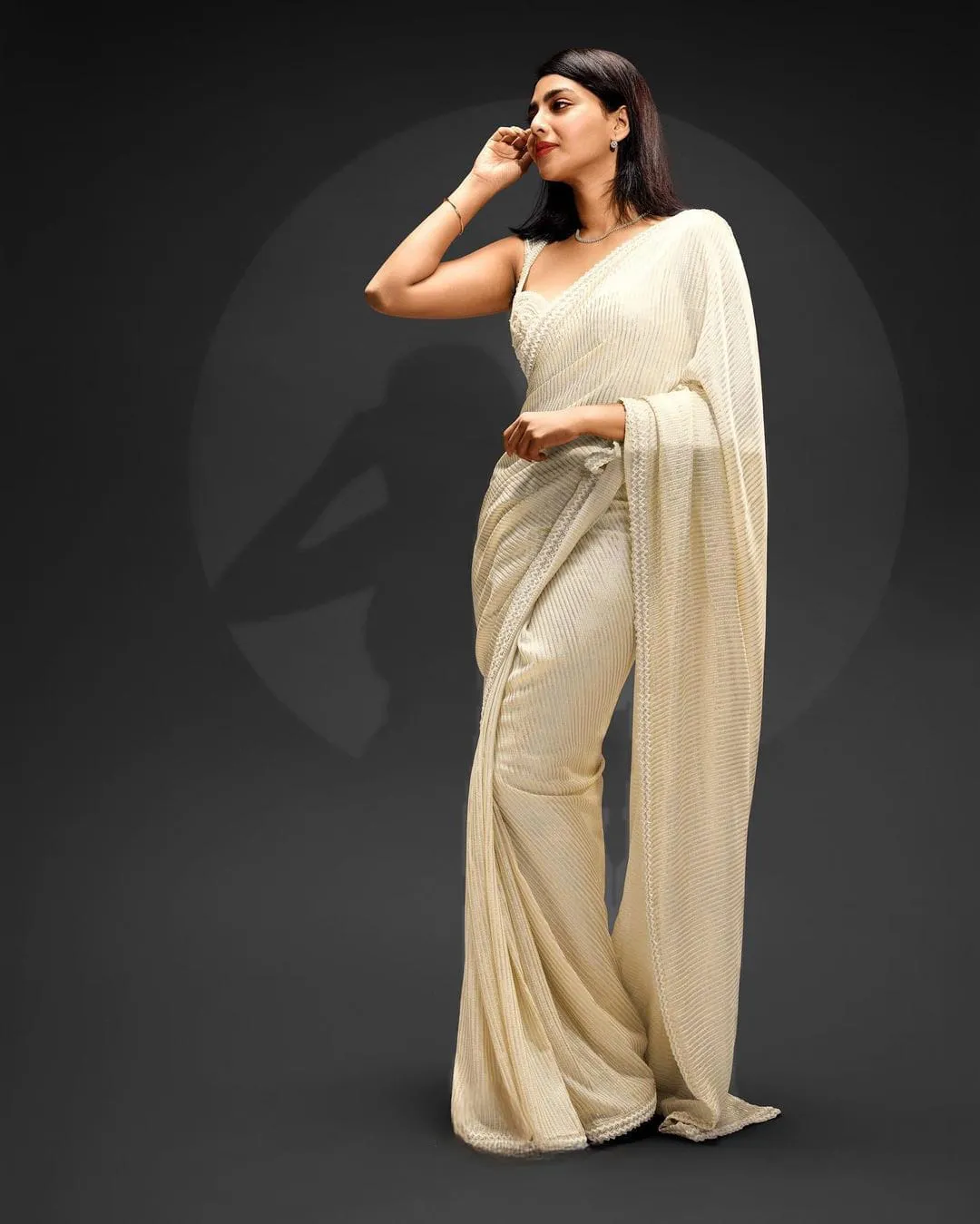 South Indian celebrity Aiswarya Lakshmi's latest saree collection - SSS001WSS