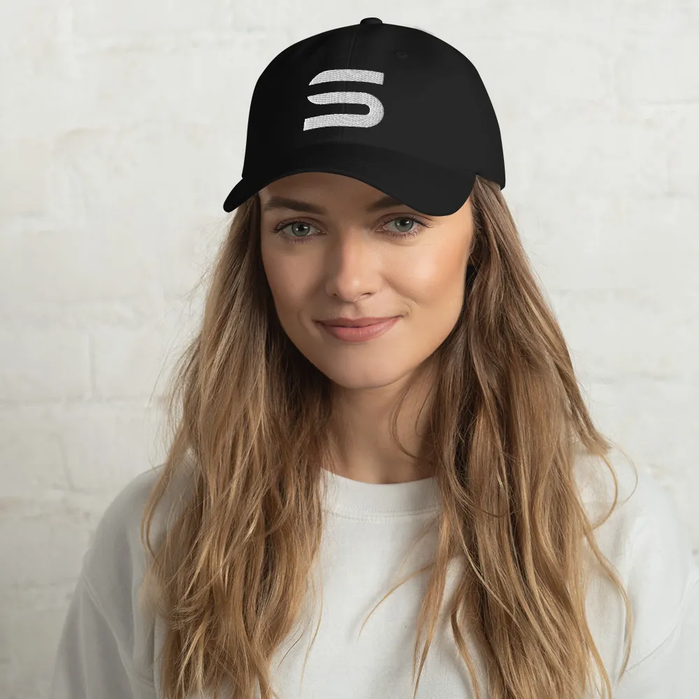 Synthesis embroidered Hat