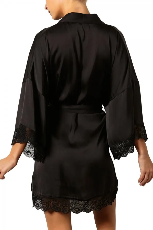 The Intimate Britney Spears Clementine Kimono