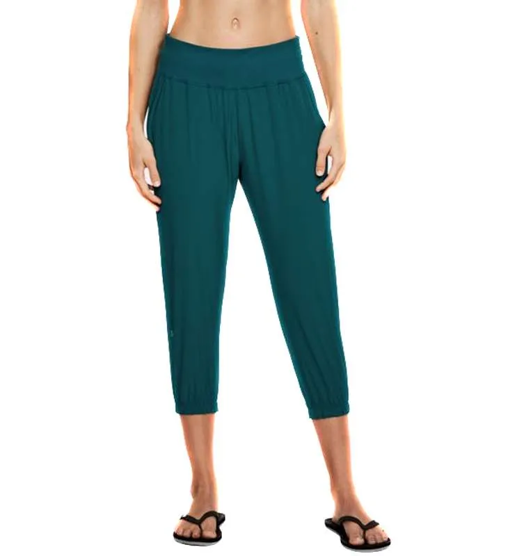 Under Armour Women’s Sunblock Crop Pants #1287106-716