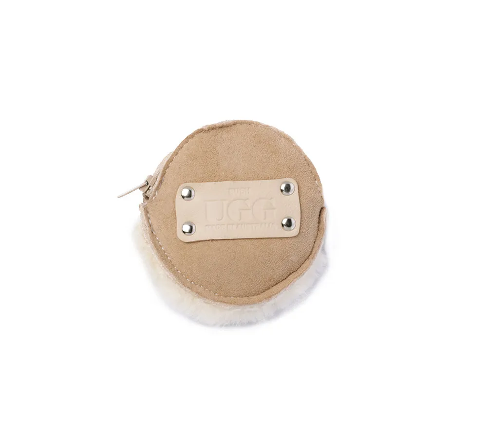 Urban UGG sheepskin fluffy purse with round zip closure in wool.