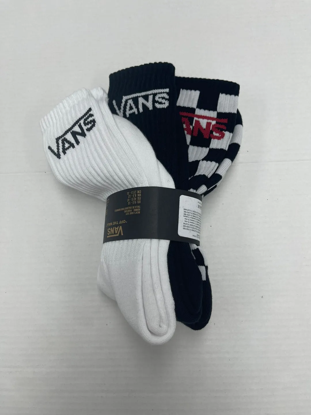 VANS 3-Pack Men's Crew Socks - Classic Collection.