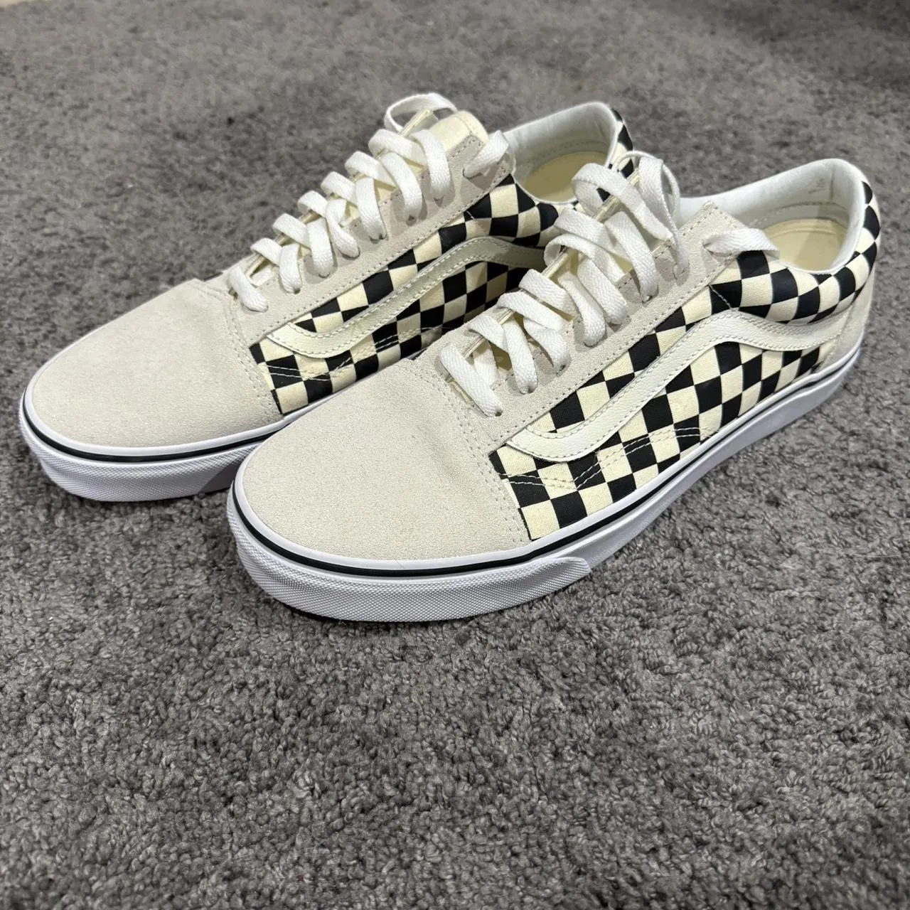 Vans Men's Cream and White Trainers