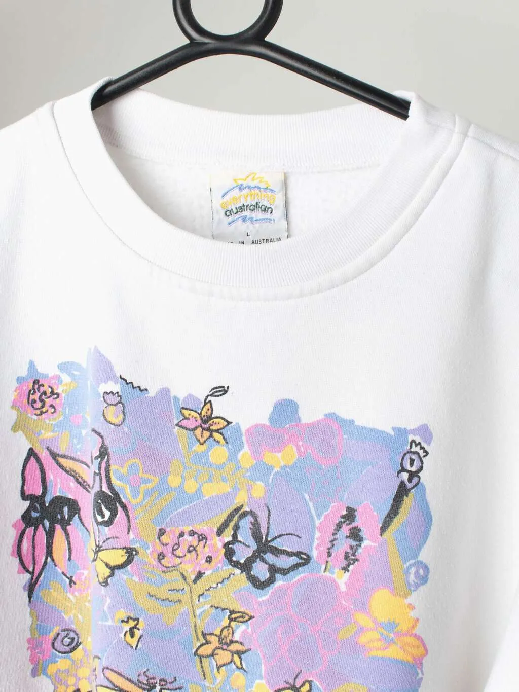 Vintage pastel sweatshirt with flowers and butterflies, made in Australia – Large / XL